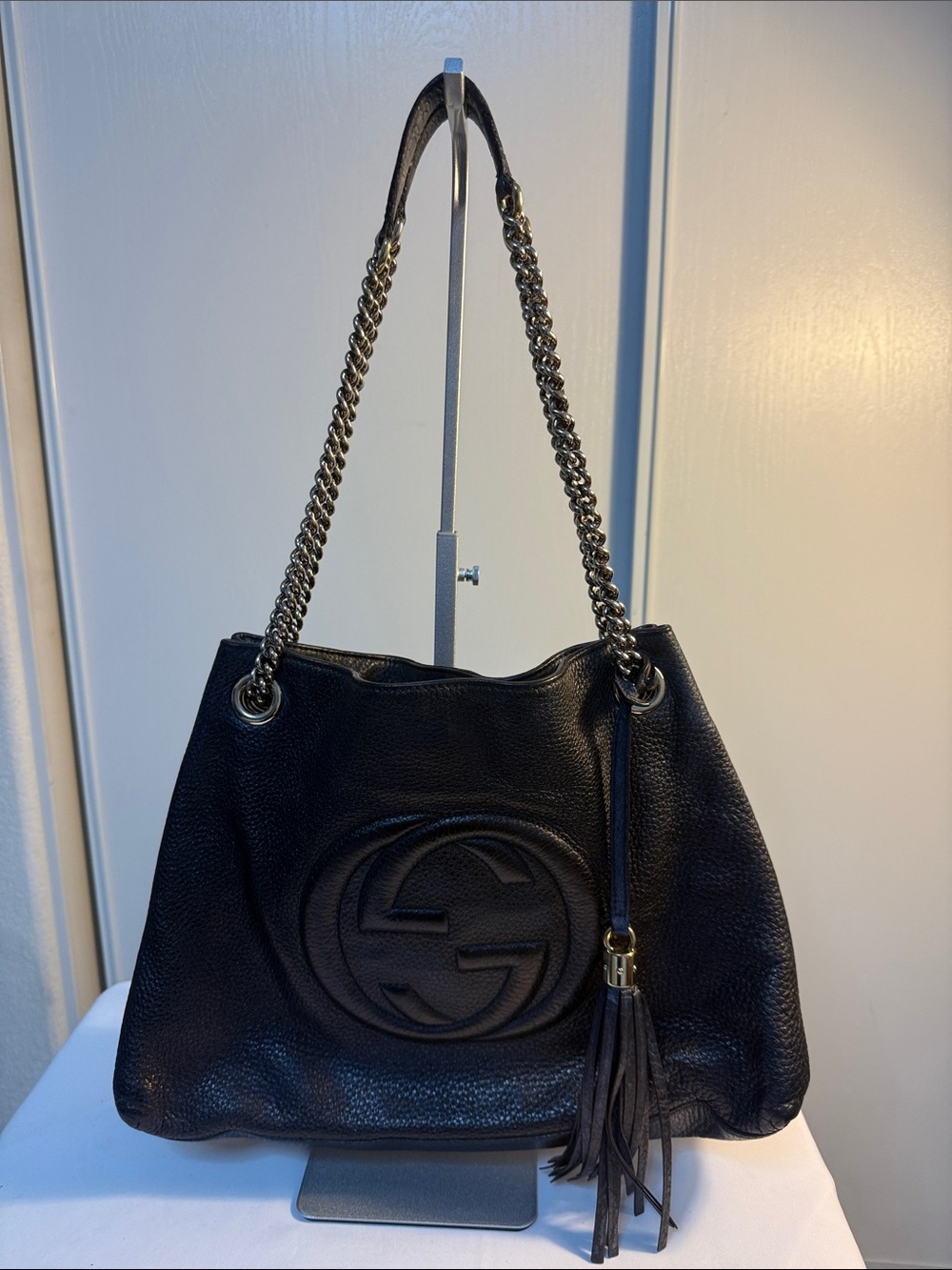 PROJECT Painted Auth Gucci Black Pebbled Leather Shoulder Bag with Chain Straps